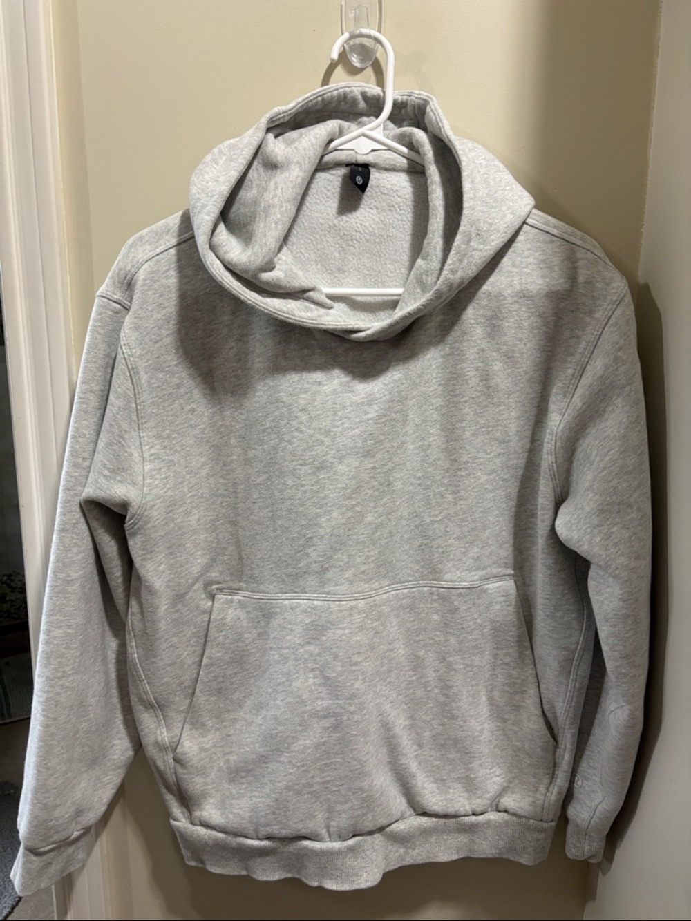 Men’s size small Lululemon hoodie